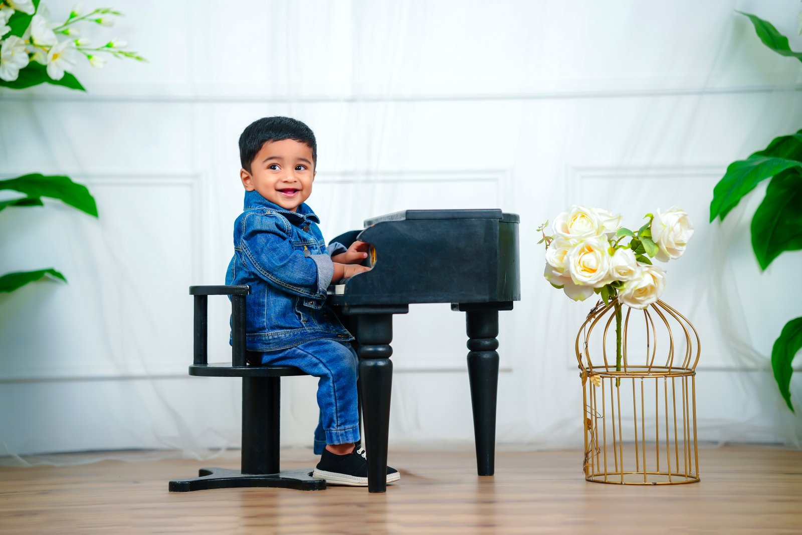 Representative pre-birthday 3d photography: Little Musician